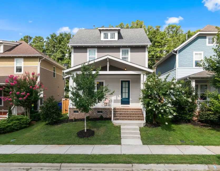 Our Expertise in Vinyl Siding Repair